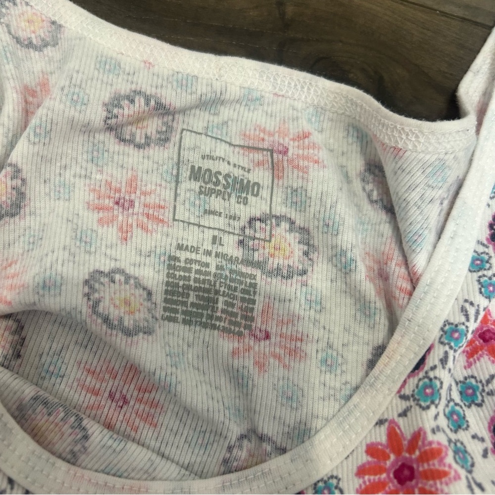 Y2K Floral Fitted Tank Top - Picture 4 of 4